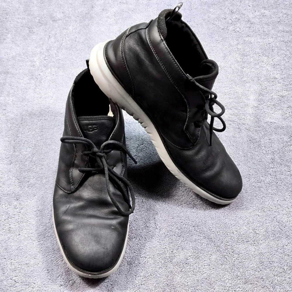 UGG Neumel Flex Chukka Boots Mens 11 Black Good‎ Leather Mid Top 1104976